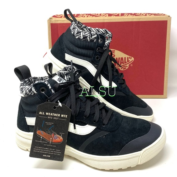 💖MEGA SALE💖VANS UltraRange MTE Woven Black Sneaker Boots Women's 5 VN0A4BU5TYI - Picture 1 of 10